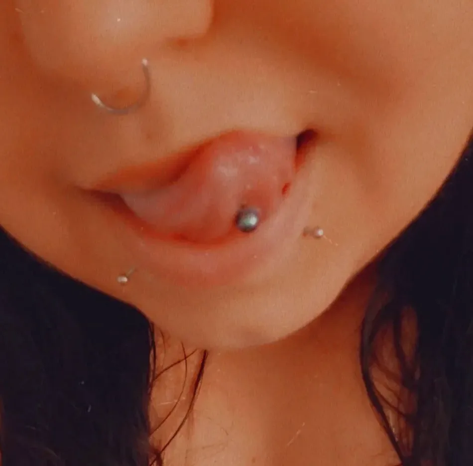 Anja, 30