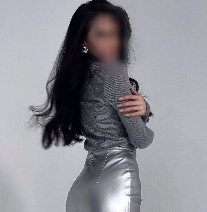 Antonia, 20
