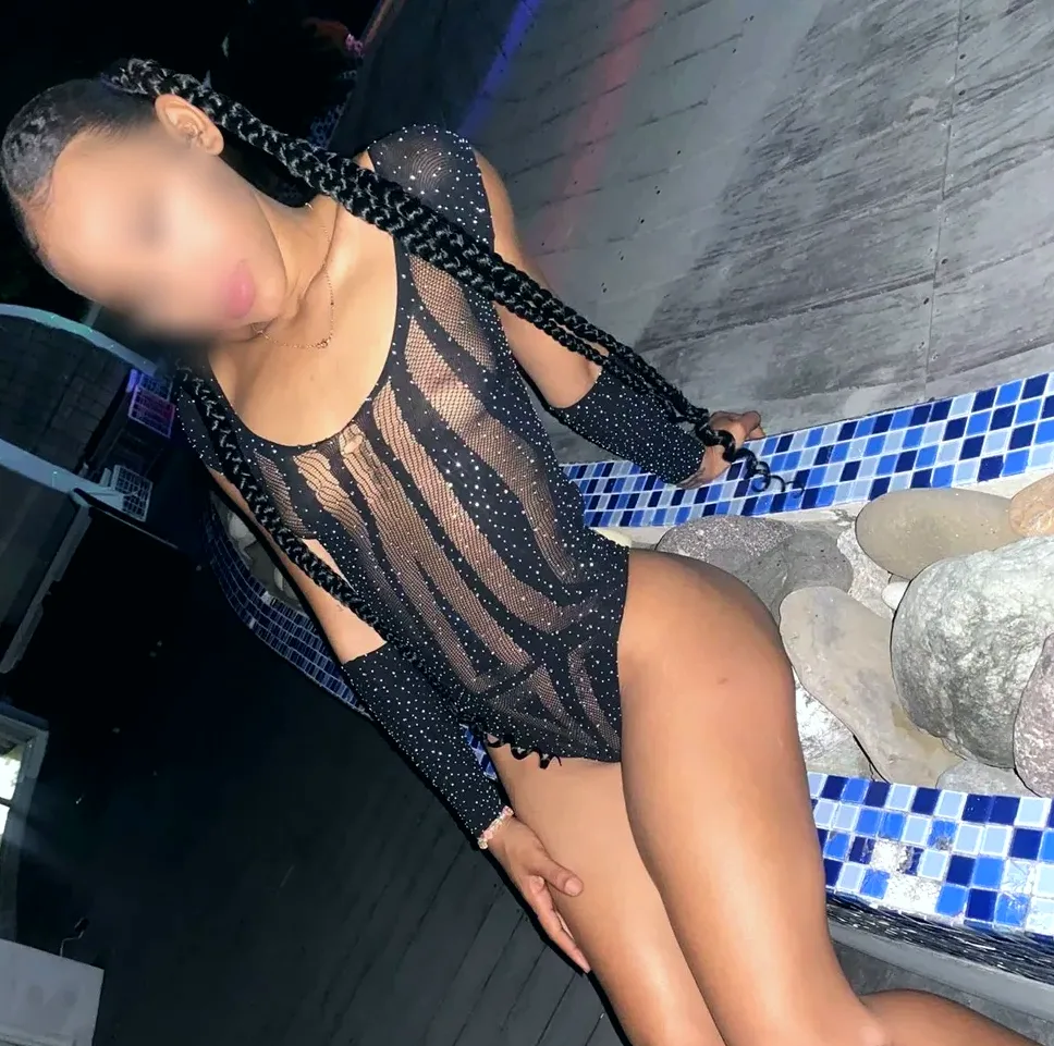 Lena, 20